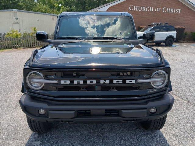 Photo of 2025 Shadow Black Ford Bronco