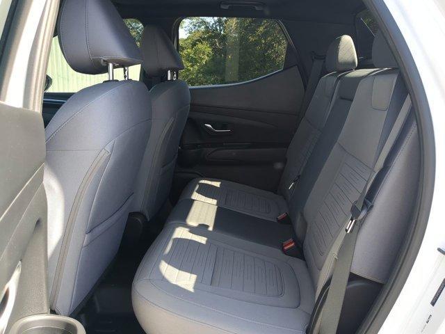 Photo of 2022 Ice White Hyundai SANTA CRUZ