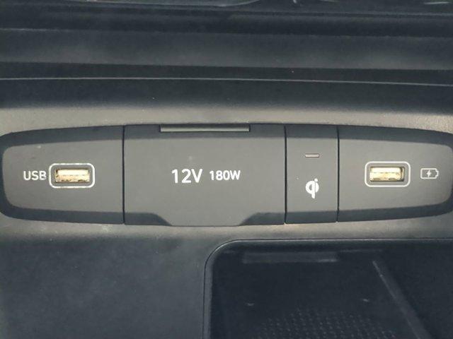 Photo of 2022 Ice White Hyundai SANTA CRUZ