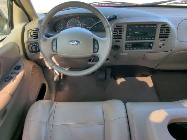 Photo of 2003 Red Ford F-150