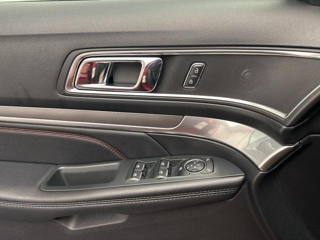 Photo of 2019 Ruby Red Metallic Ford Explorer