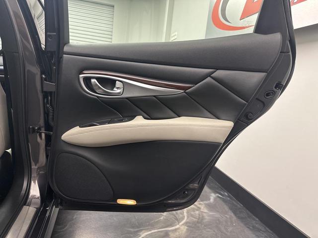 Photo of 2013 Storm Front Gray INFINITI M37x