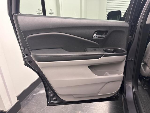 Photo of 2021 Modern Steel Metallic Honda Pilot