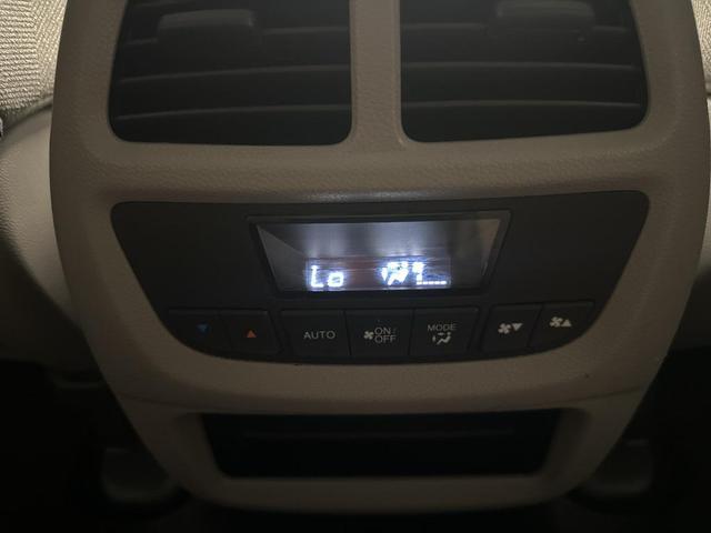 Photo of 2021 Modern Steel Metallic Honda Pilot