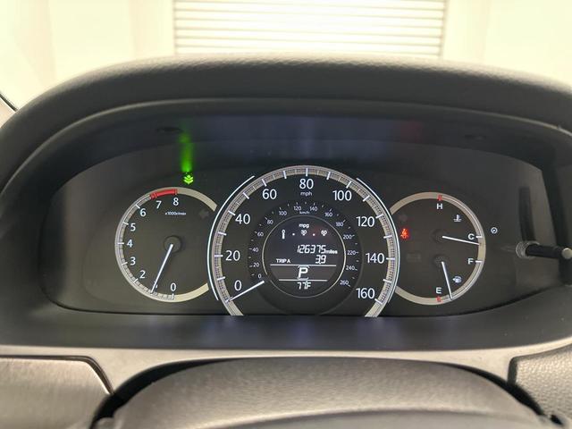 Photo of 2015 Crystal Black Pearl Honda Accord