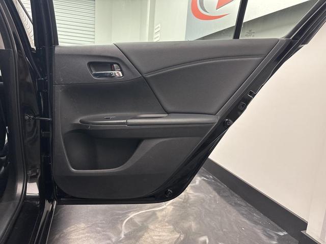 Photo of 2015 Crystal Black Pearl Honda Accord