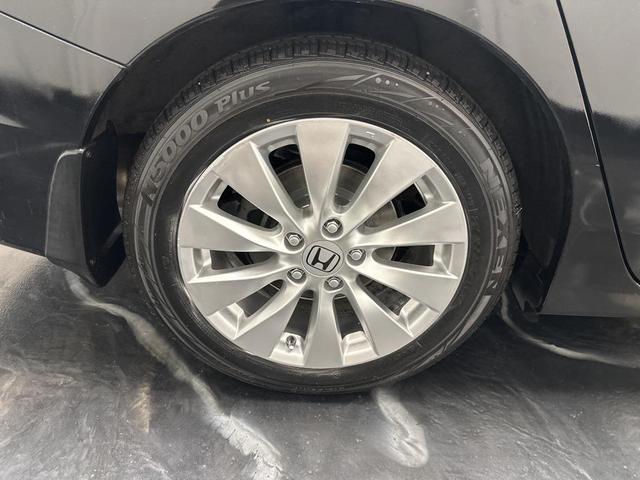 Photo of 2015 Crystal Black Pearl Honda Accord