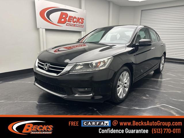 Photo of 2015 Crystal Black Pearl Honda Accord