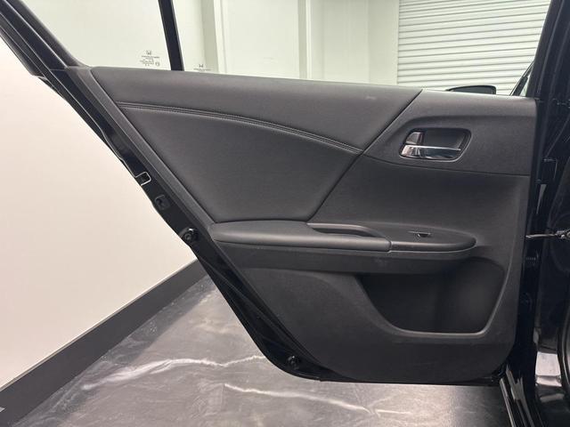 Photo of 2015 Crystal Black Pearl Honda Accord