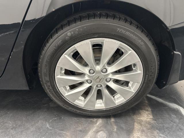 Photo of 2015 Crystal Black Pearl Honda Accord