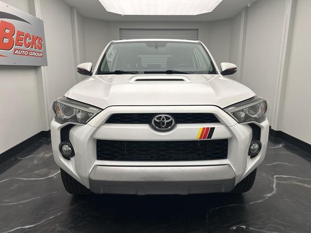 Photo of 2018 Super White Toyota 4Runner