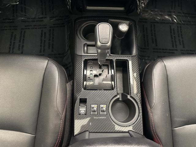 Photo of 2018 Super White Toyota 4Runner