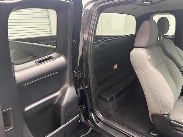 Photo of 2021 Midnight Black Metallic Toyota Tacoma