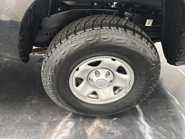 Photo of 2021 Midnight Black Metallic Toyota Tacoma