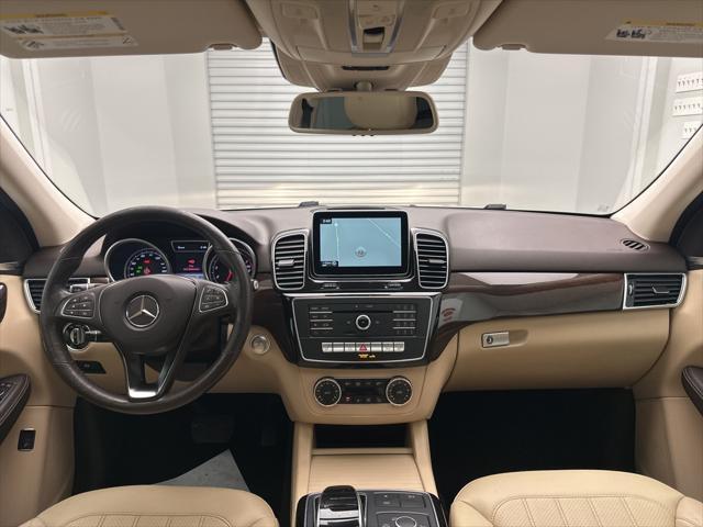 Photo of 2016 White Mercedes-Benz GLE-Class