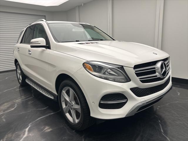 Photo of 2016 White Mercedes-Benz GLE-Class
