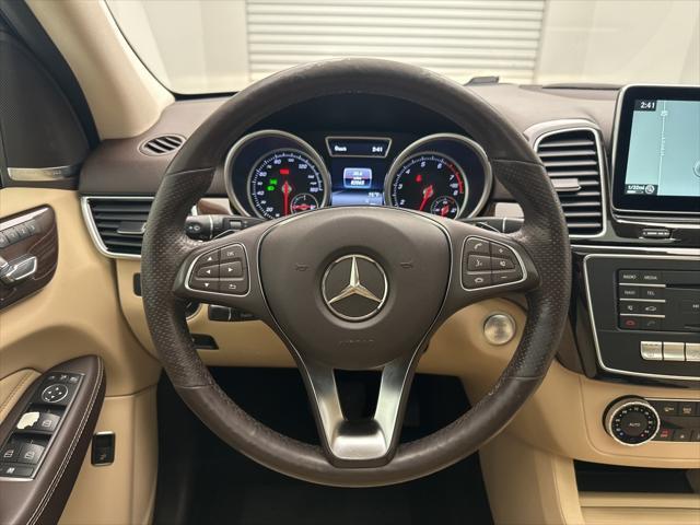 Photo of 2016 White Mercedes-Benz GLE-Class