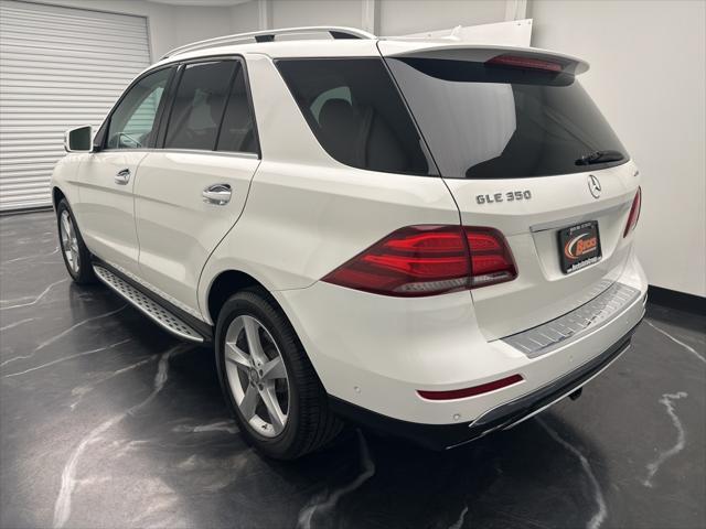 Photo of 2016 White Mercedes-Benz GLE-Class