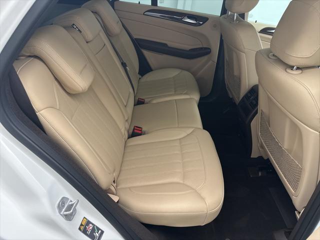Photo of 2016 White Mercedes-Benz GLE-Class