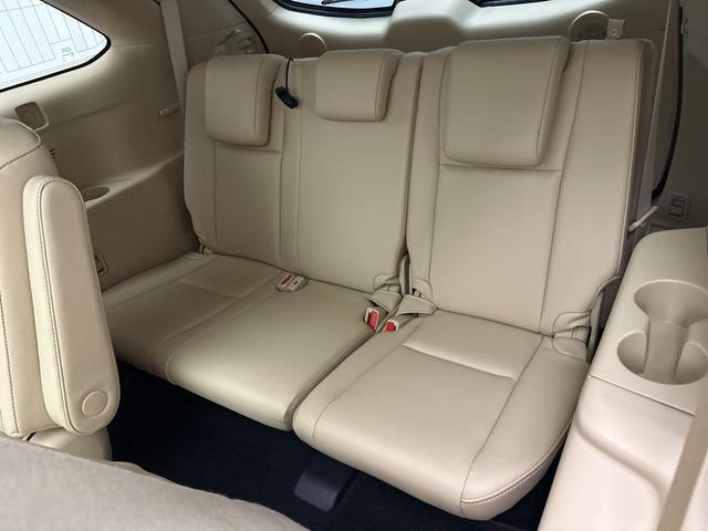 Photo of 2019 Maroon Toyota Highlander