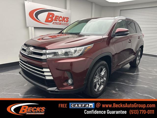 Photo of 2019 Maroon Toyota Highlander