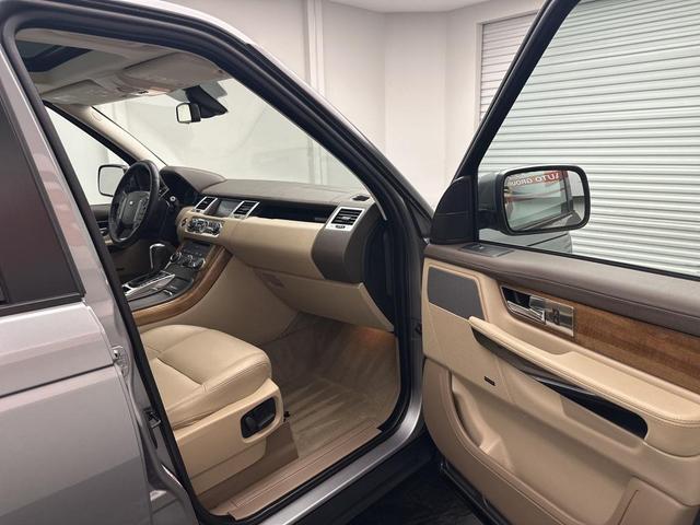 Photo of 2013 Orkney Gray Land Rover Range Rover Sport