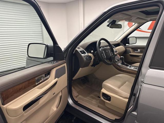 Photo of 2013 Orkney Gray Land Rover Range Rover Sport