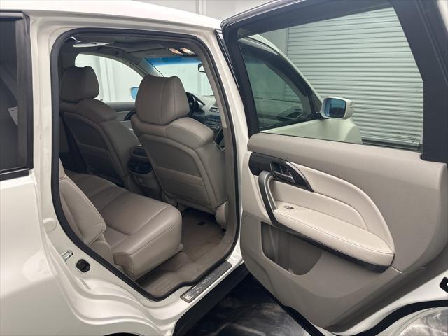 Photo of 2008 Aspen White Pearl Acura MDX