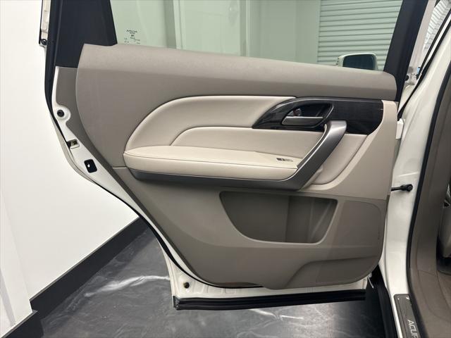 Photo of 2008 Aspen White Pearl Acura MDX