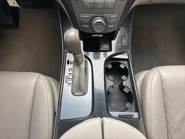 Photo of 2008 Aspen White Pearl Acura MDX