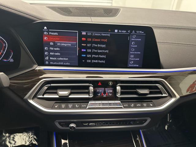 Photo of 2020 Black Sapphire Metallic BMW X5