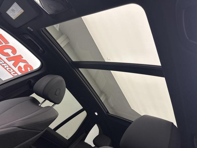 Photo of 2020 Black Sapphire Metallic BMW X5