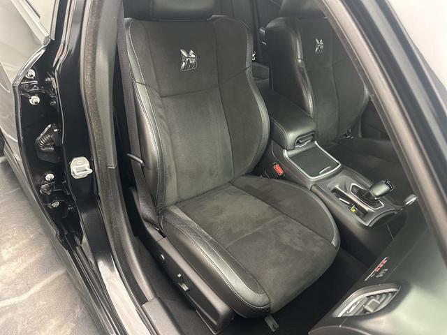 Photo of 2021 Pitch Black Clearcoat Dodge Charger