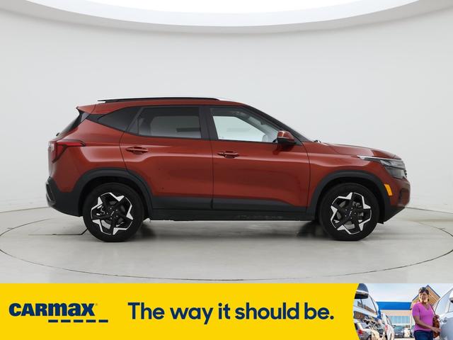 Photo of 2025 Red Kia Seltos