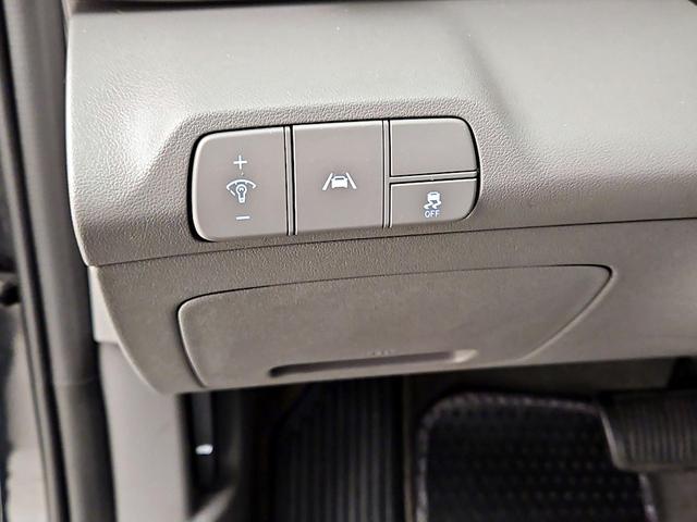 Photo of 2021 Black Hyundai ELANTRA