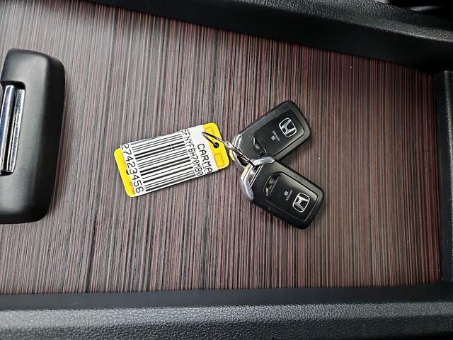 Photo of 2021 Black Honda Pilot