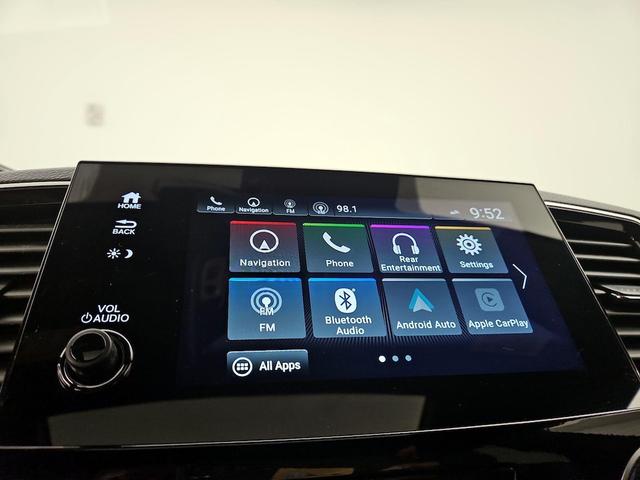 Photo of 2021 Black Honda Pilot
