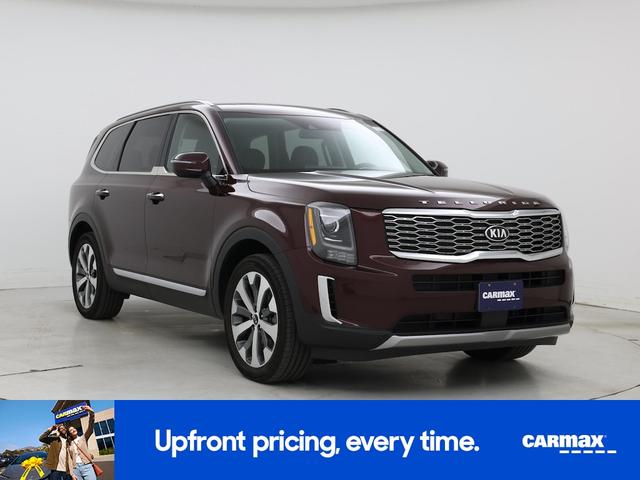 Photo of 2020 Burgundy Kia Telluride