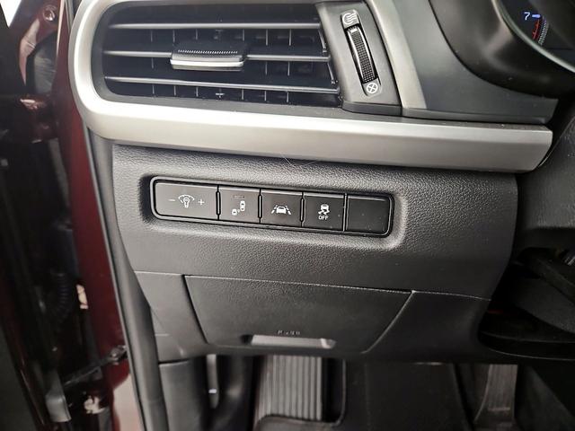 Photo of 2020 Burgundy Kia Telluride
