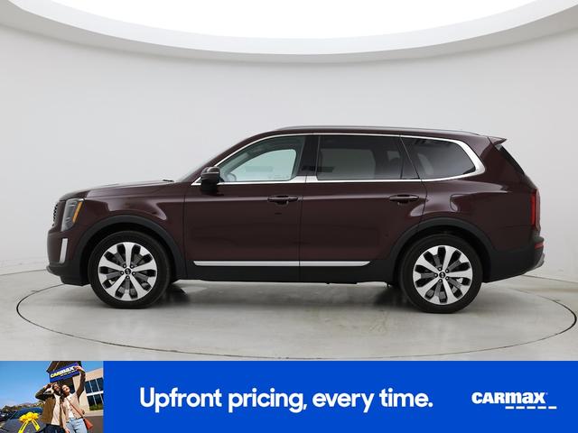 Photo of 2020 Burgundy Kia Telluride