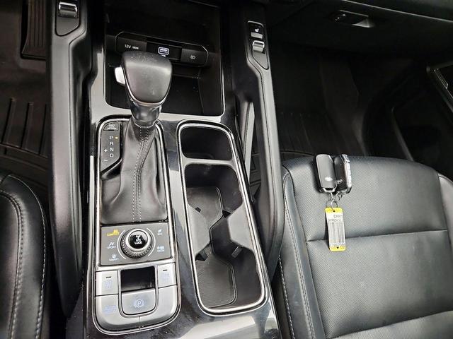 Photo of 2020 Green Kia Telluride