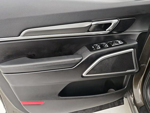 Photo of 2020 Green Kia Telluride