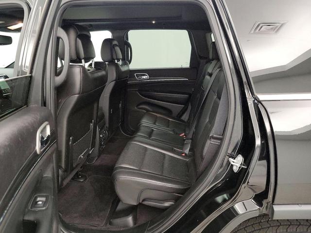 Photo of 2019 Black Jeep Grand Cherokee