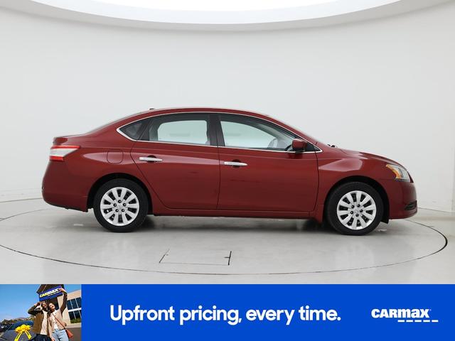 Photo of 2015 Red Nissan Sentra