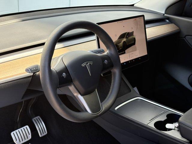 Photo of 2022 Gray Tesla Model Y