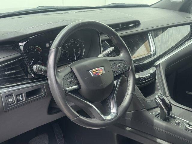 Photo of 2024 Silver Metallic Cadillac XT6