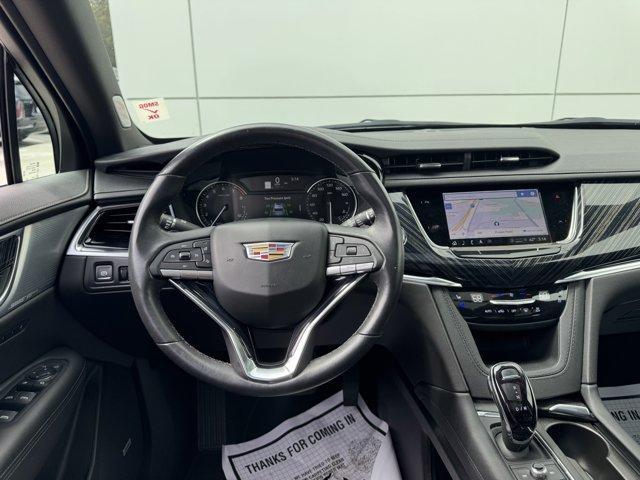 Photo of 2024 Silver Metallic Cadillac XT6