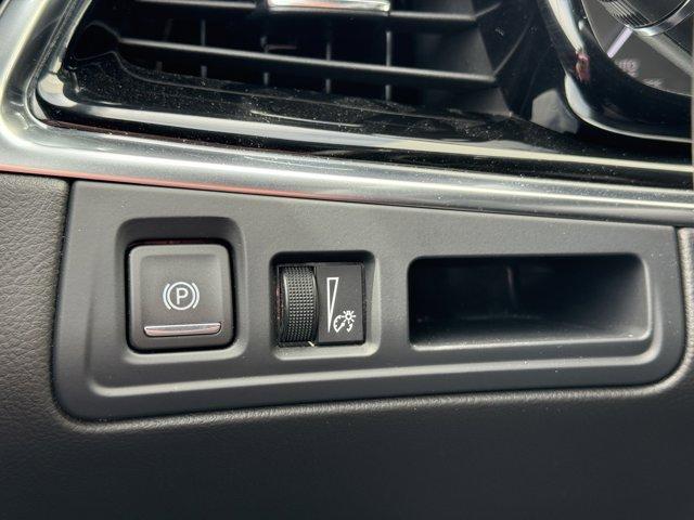 Photo of 2024 Silver Metallic Cadillac XT6