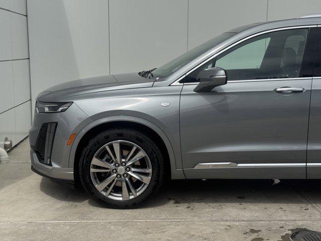 Photo of 2024 Silver Metallic Cadillac XT6