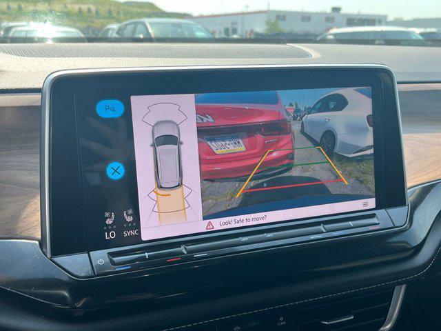 Photo of 2024 Platinum Gray Metallic Volkswagen Atlas